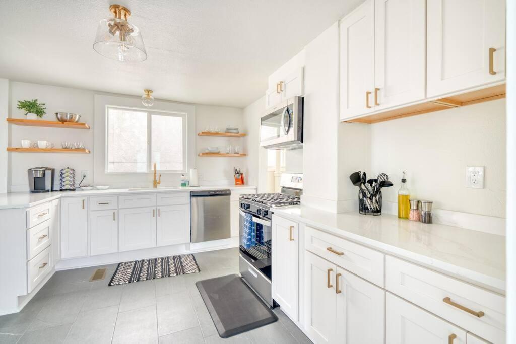 Stay Portland Collection - Portland Oasis - Stylish 4Br Home In Nob Hill エクステリア 写真